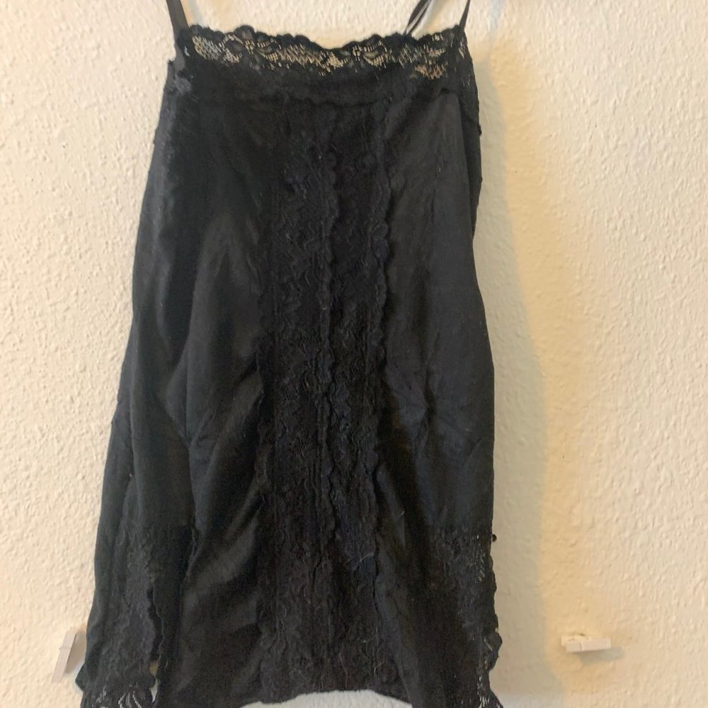 Black laced tank